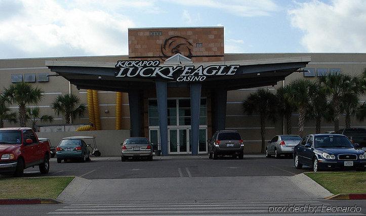 Econo Lodge Inn & Suites Eagle Pass Exterior photo